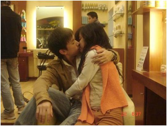 Sức Lan Truyền Của Scandal Ảnh Nóng Hoàng Thuỳ Linh Trên Mạng Xã Hội